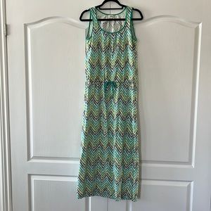 VGUC Hatley green chevron patterned sleeveless belted maxi dress
